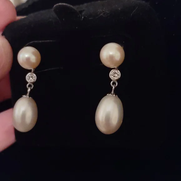 14kt white gold necklace with diamond and pearl drop pendant and earring… - Picture 12 of 14